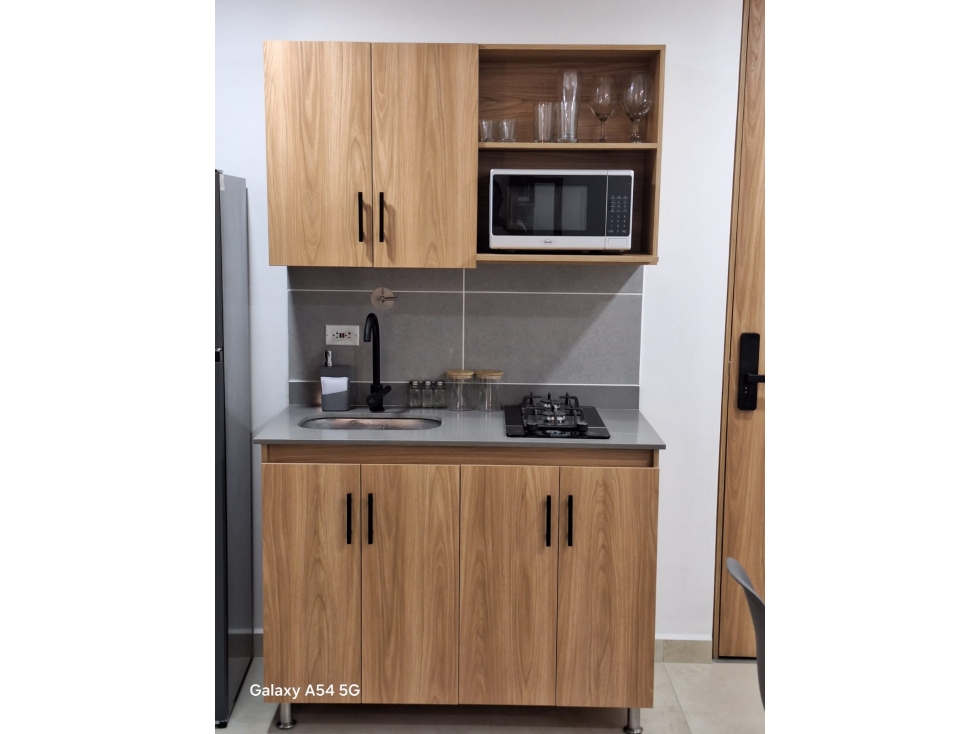 Venta de apartaestudio en laureles cerca al parque de laureles