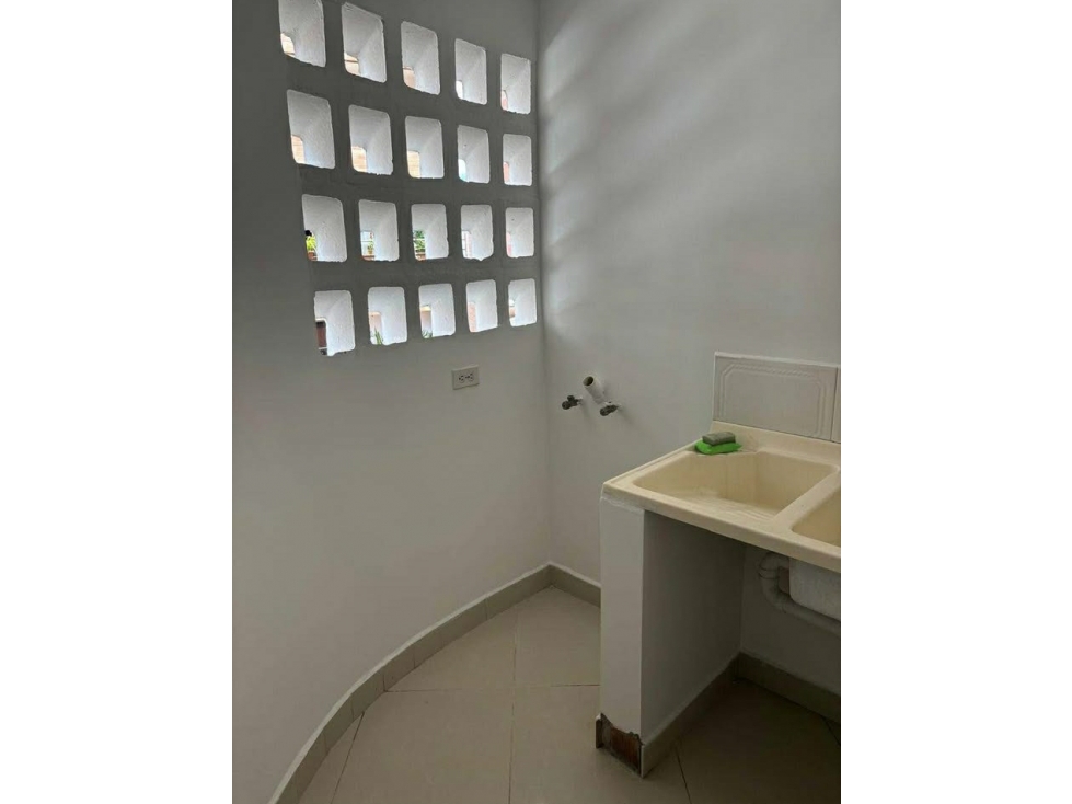 APARTAMENTO EN VENTA EN SABANETA - BARRIO ENTREAMIGOS — foto 5