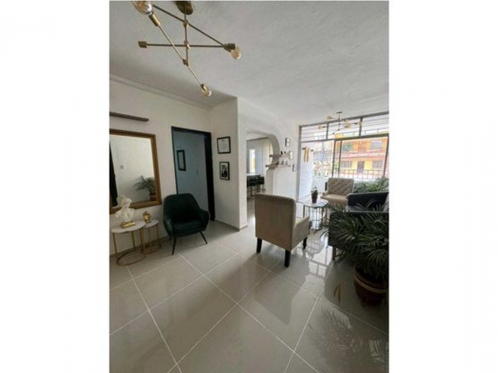VENDO CASA AMPLIA Y REMODELADA EN CAMPO VALDEZ-MEDELLÌN-PISO 2 — foto 2