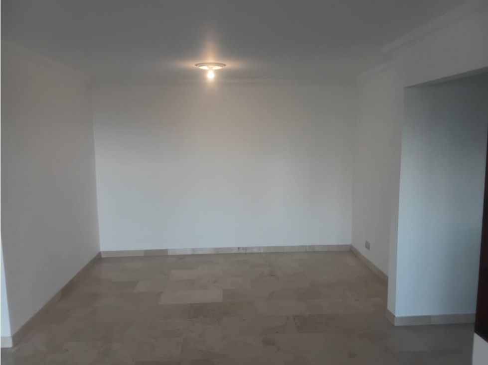 APARTAMENTO PARA LA VENTA EN EL POBLADO SECTOR LOS BALSOS. — foto 2