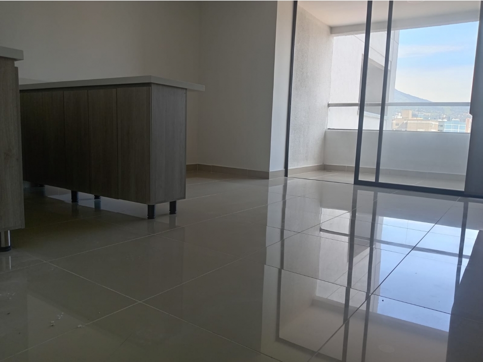 APARTAESTUDIO CON PARQUEADERO EN VENTA EN SABANETA - CALLE LARGA