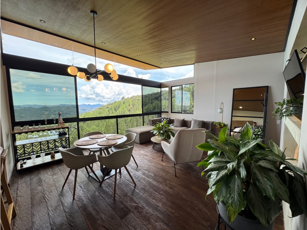 Venta de Exclusivo apartamento en el Retiro 114 mts — foto 3