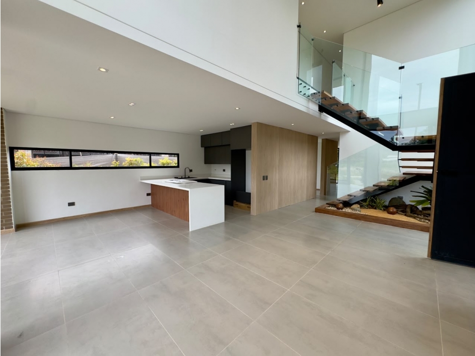 Venta de casa para estrenar en Llanogrande, 500 mts — foto 6