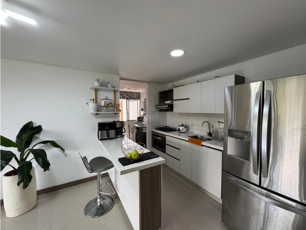 Venta de apartamento en Sabaneta 107 mts, Aves Maria — foto 5