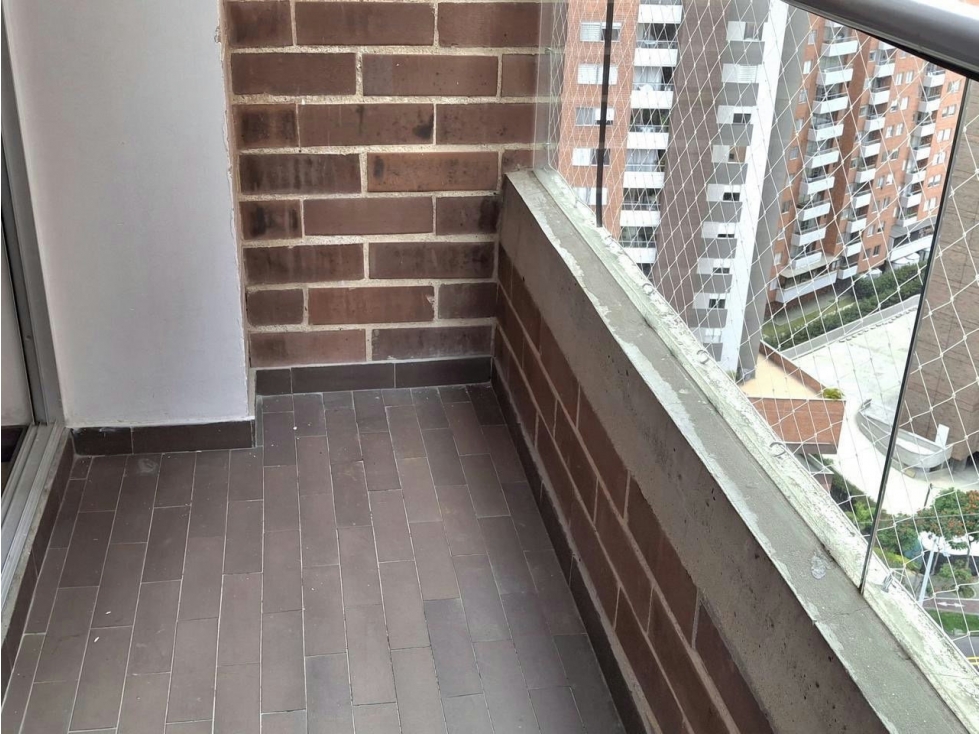 VENDO APARTAMENTO EN LA UNIDAD PARAISO DE LOS COLORES-MEDELLÌN — foto 4