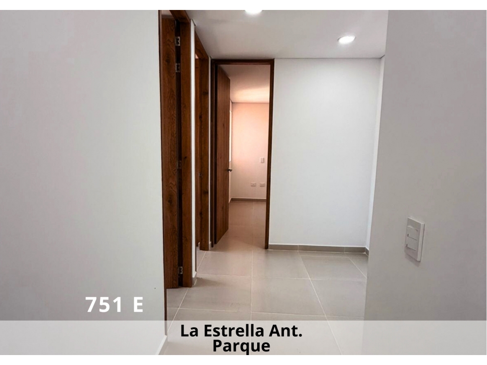 Apartamento en venta La Estrella, Antioquia piso alto con vista única — foto 6