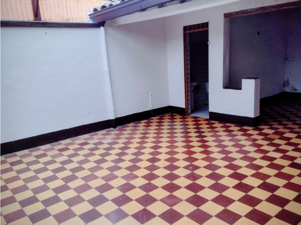 VENTA DE CASA PRIMER PISO EN LA ESTRELLA SECTOR BELLAVISTA — foto 4