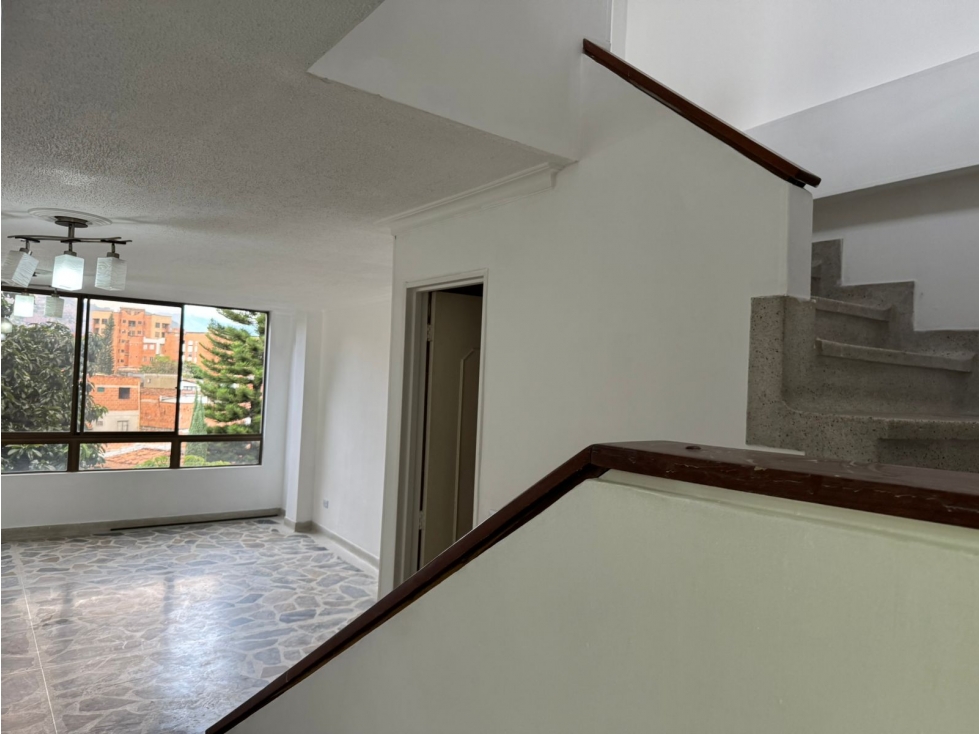 APARTAMENTO DUPLEX SIMÓN BOLIVAR MEDELLIN — foto 2