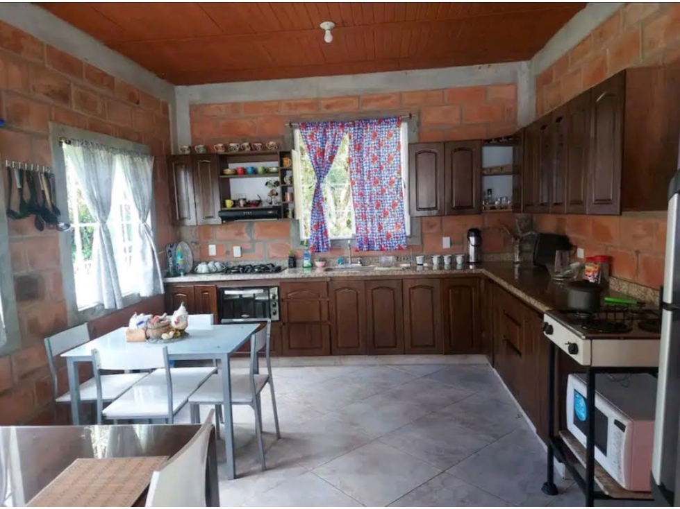 VENTA DE CASA FINCA EN SANTA ELENA VEREDA EL ROSARIO PARTE BAJA — foto 5