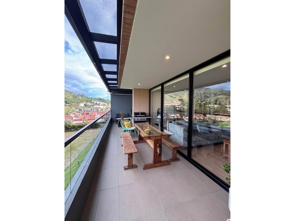 VENTA DE APARTAMENTO EN EL RETIRO Sector Martín Pescador — foto 2