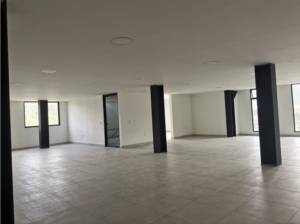 locales en arriendo en pisos superiores con ascensor y magnifica vista