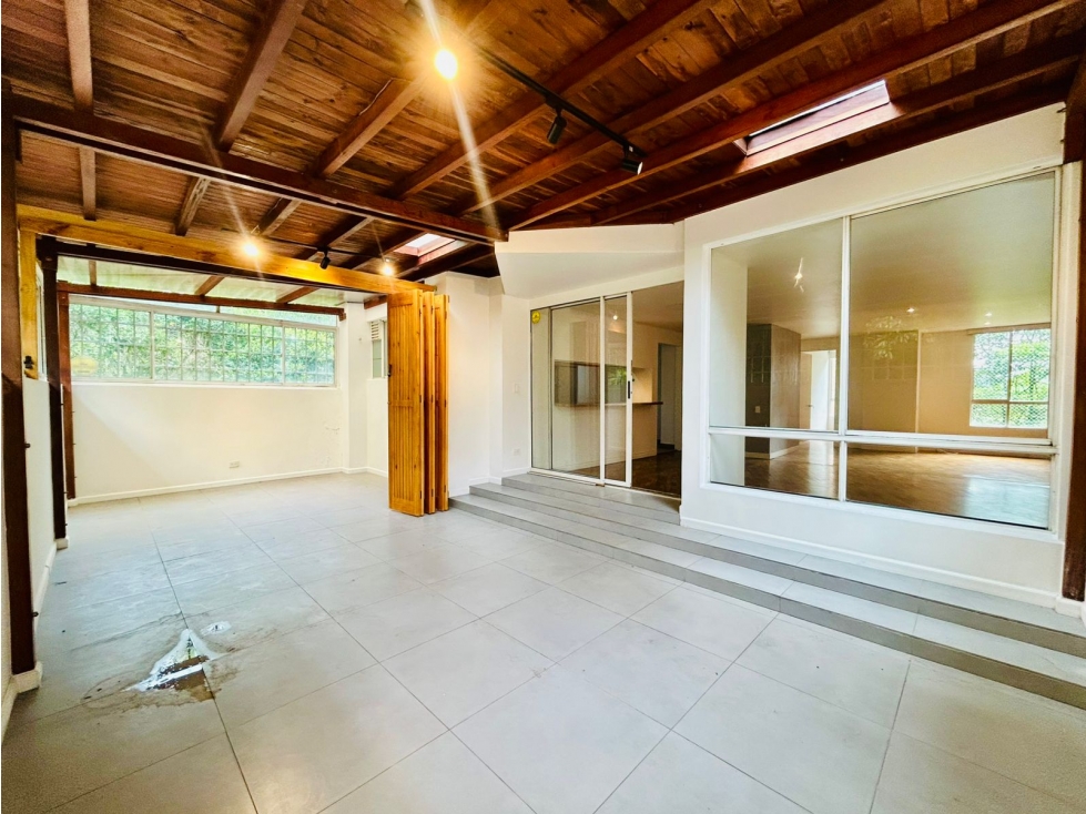VENTA DE APARTAMENTO CON TERRAZA EN LOMA DEL BALSOS - MEDELLIN — foto 3