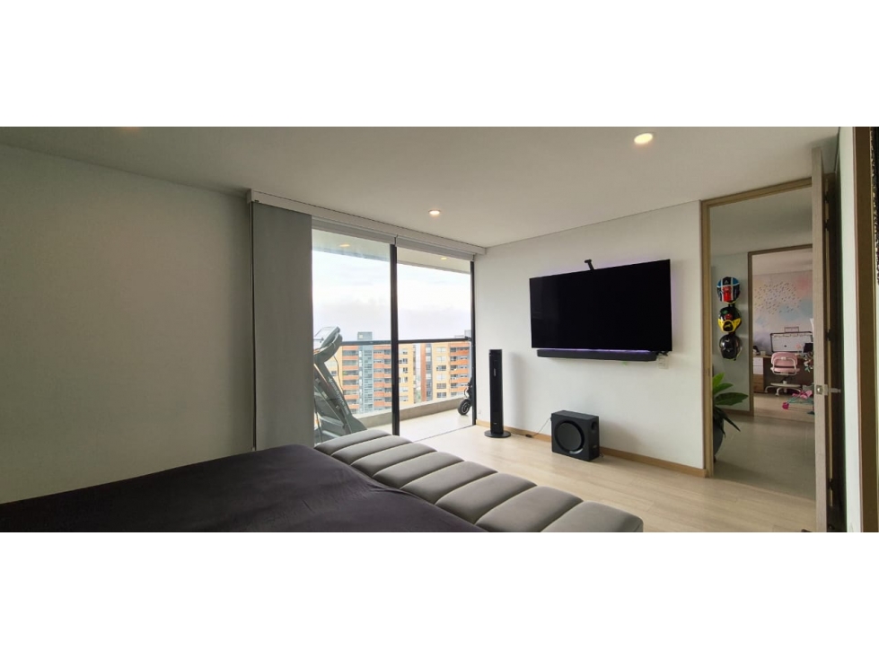 VENTA DE APARTAMENTO EN ENVIGADO SECTOR LOMA DE LAS BRUJAS — foto 3