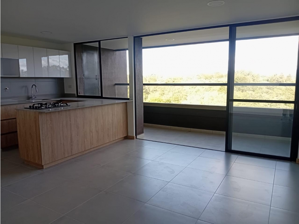 Venta de apartamento en Rionegro 86 mts, San Antonio — foto 2