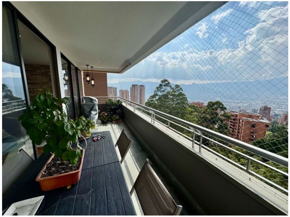 Venta apartamento Medellín El Poblado La Calera — foto 2
