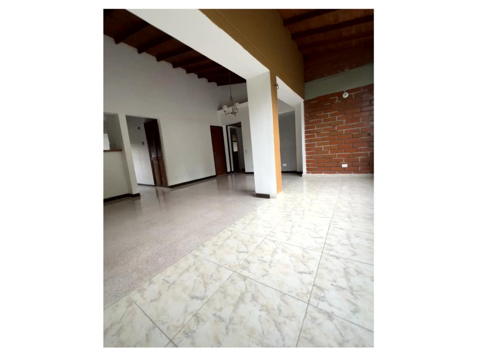 Se vende Apartamento en Envigado Loma del Escobero — foto 2