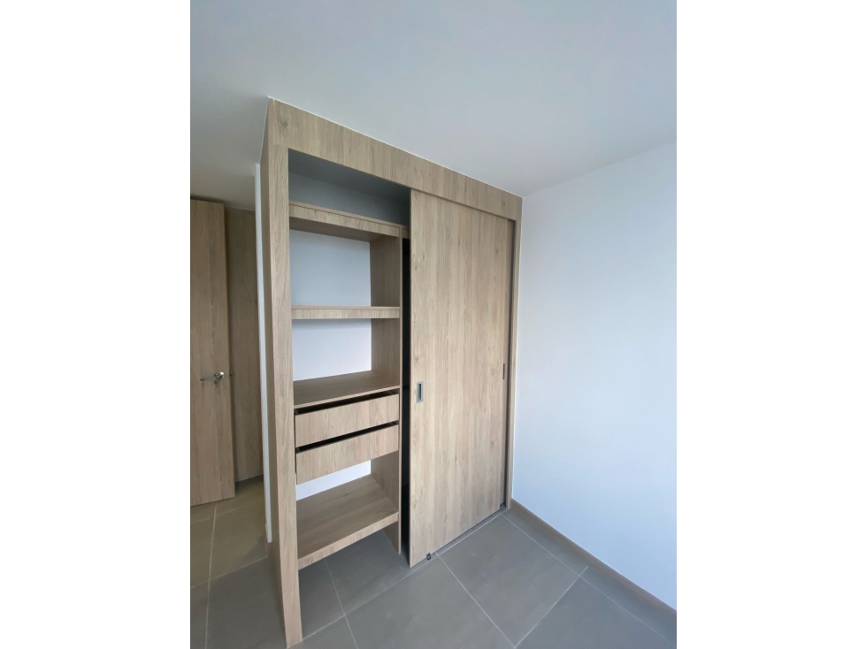 Venta de apartamento en san Antonio de prado sector UVA — foto 2