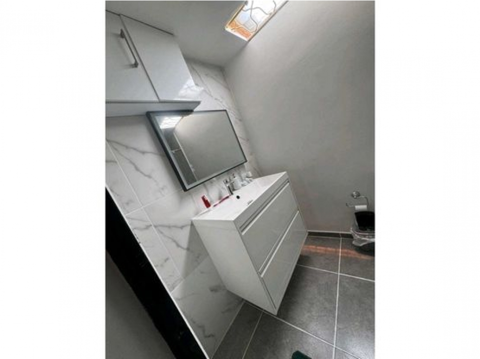 VENDO CASA AMPLIA Y REMODELADA EN CAMPO VALDEZ-MEDELLÌN-PISO 2 — foto 6