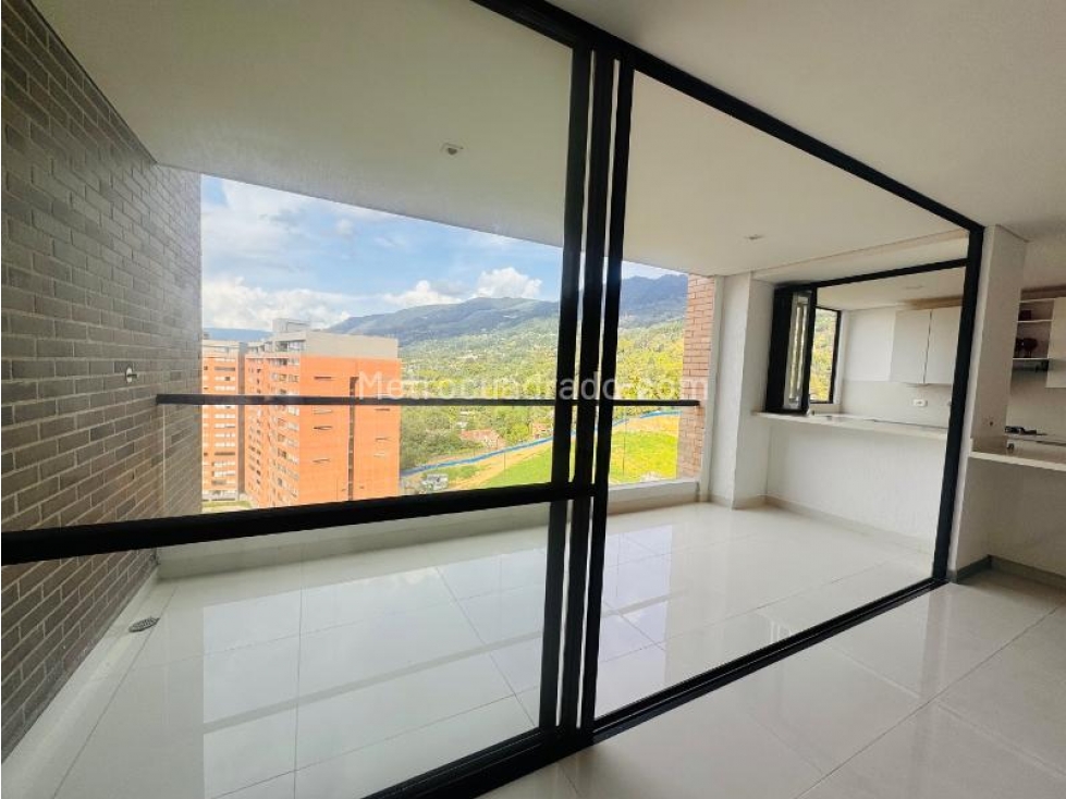 Vendo moderno apartamento en Envigado, sector Loma de las Brujas — foto 3
