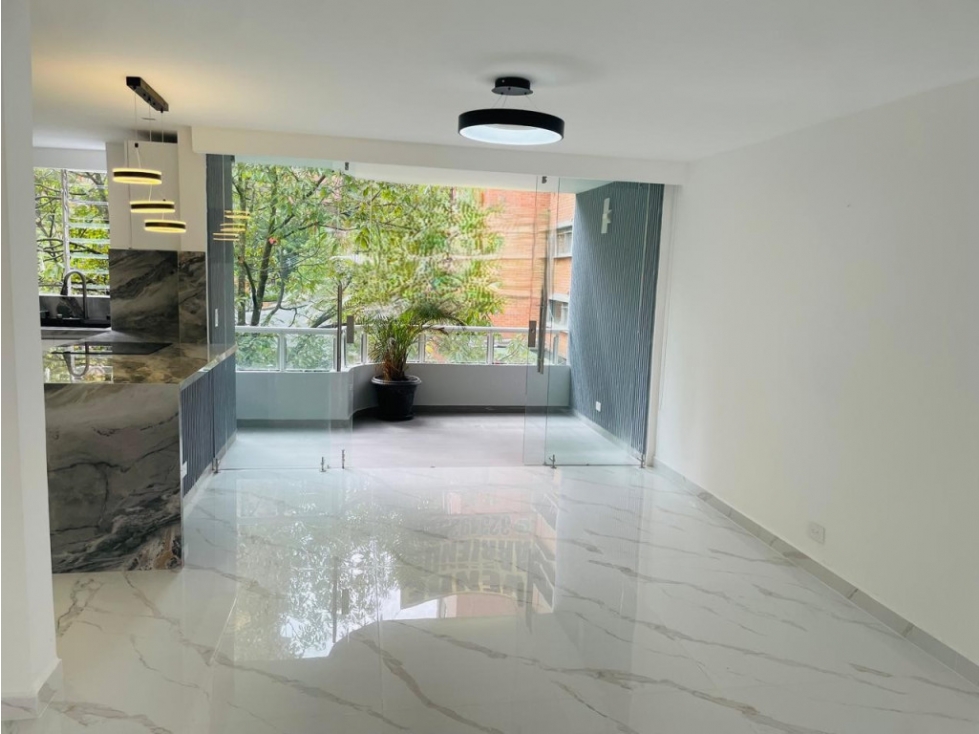 VENTA APARTAMENTO LOMA LAS SANTAS EN EL POBLADO PARA INVERSIONISTA — foto 3