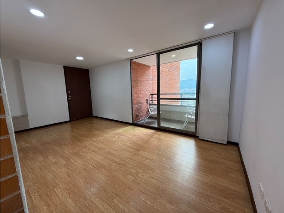 Venta apartamento Medellín El Poblado Las Palmas parte baja — foto 2