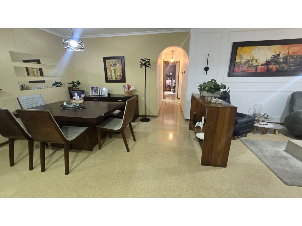 VENTA APARTAMENTO POBLADO CASTROPOL — foto 3