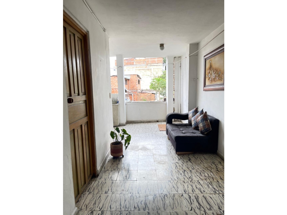 CASA EN VENTA LA ESTRELLA- CASA JARDIN — foto 3