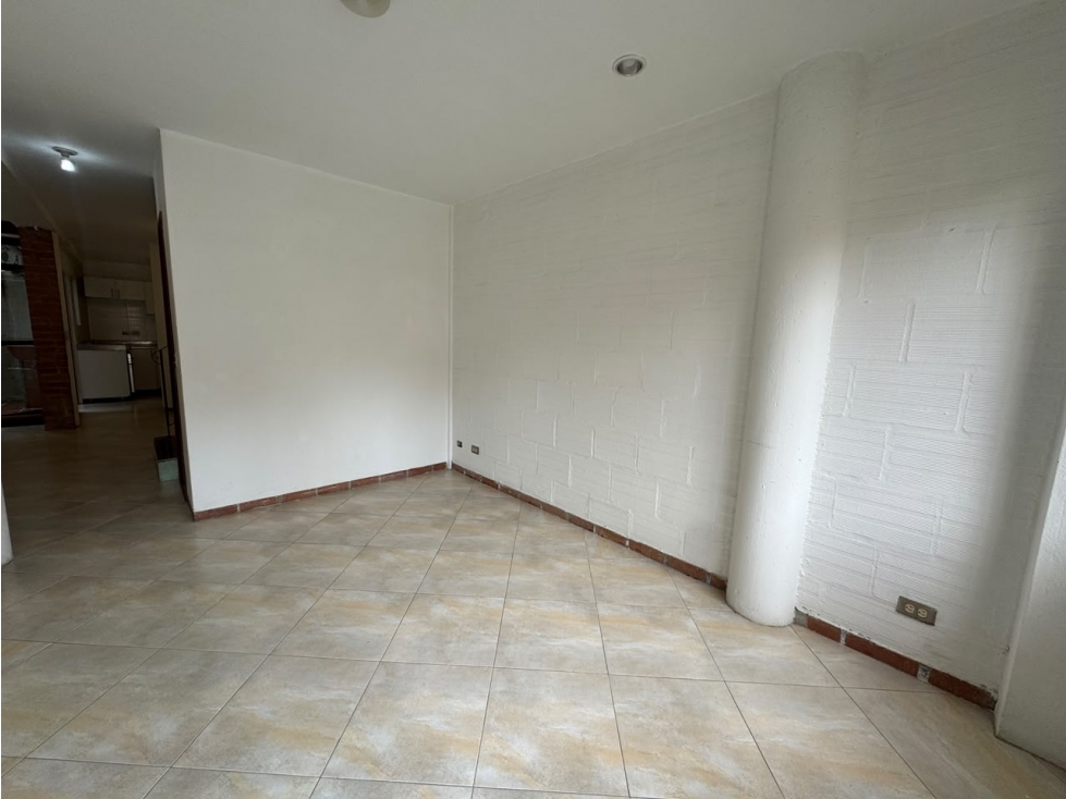 Venta de casa en Rionegro, 172 mts San antonio de pereira — foto 3