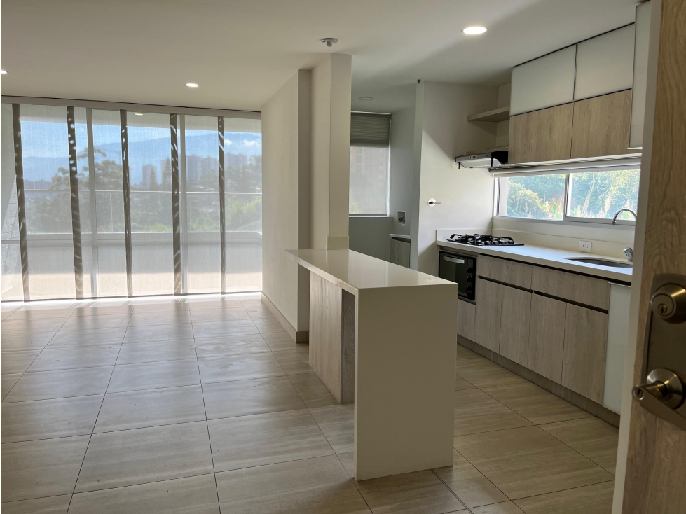 VENTA DE APARTAMENTO EN SABANETA SECTOR LAS LOMITAS — foto 2