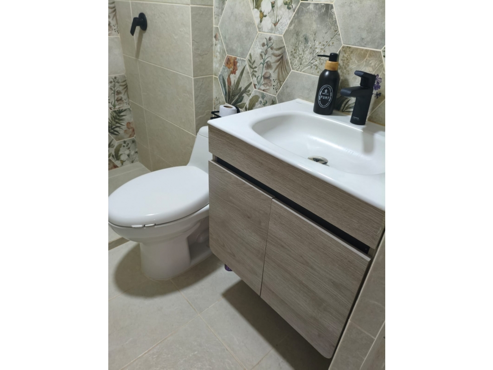 APARTAMENTO EN VENTA LOMA DEL BERNAL REMODELADO — foto 5