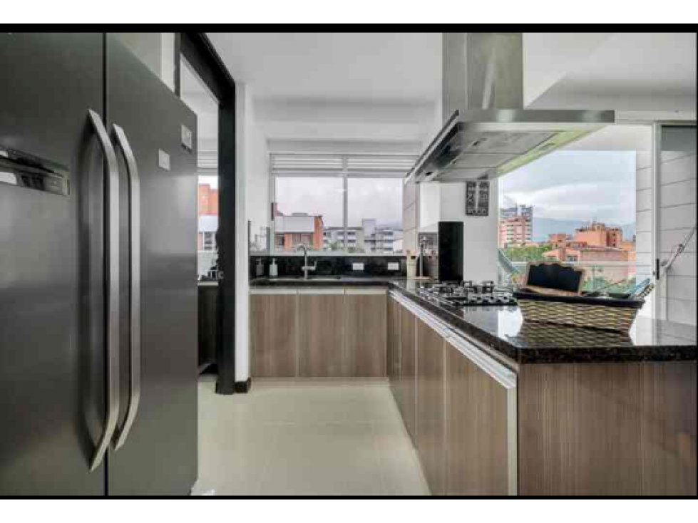 Se vende apartamento en Laureles central — foto 2
