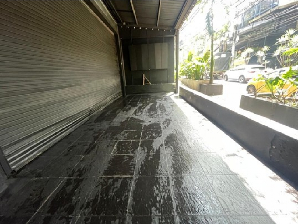 Se vende Bodega Comercial Parque Lleras