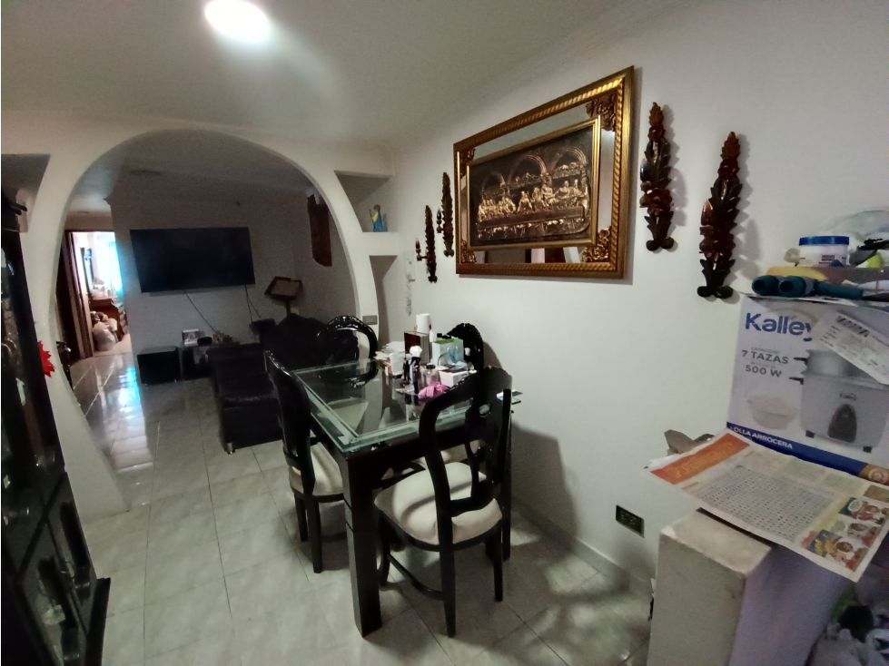 Se Vende apartamento en Calasanz parte baja — foto 2