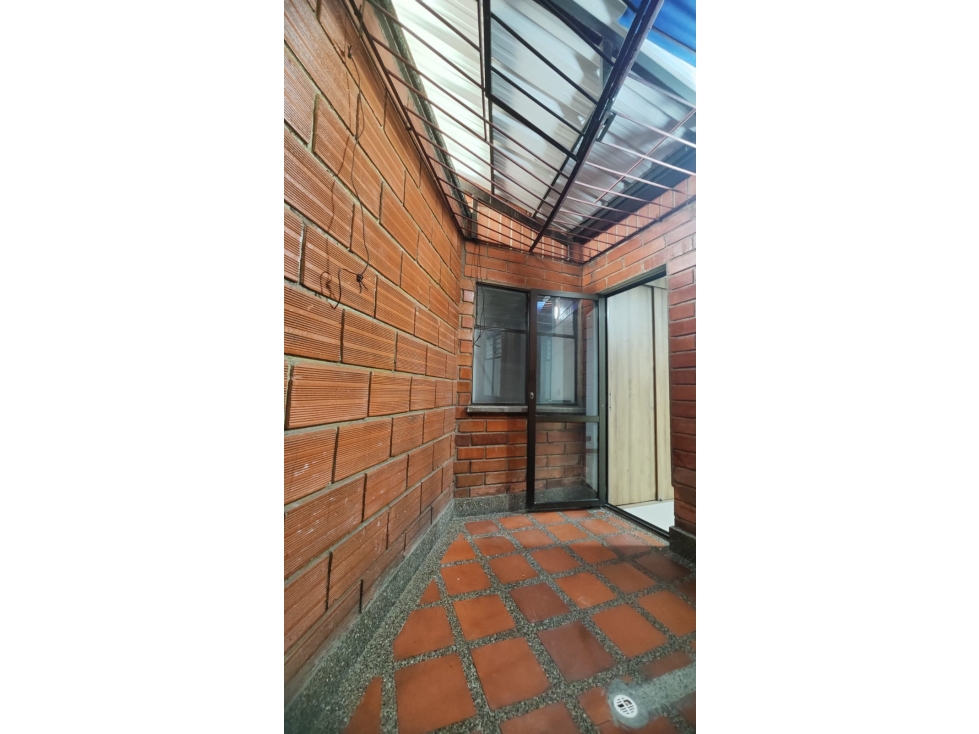 VENTA DE APARTAMENTO EN EDIFICIO MONTEMAR I SIMÓN BOLÍVAR, MEDELLÍN — foto 3
