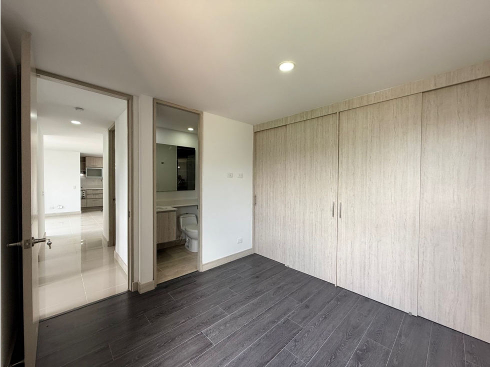 APARTAMENTO EN VENTA EN SABANETA SECTOR LA BAHIA — foto 3