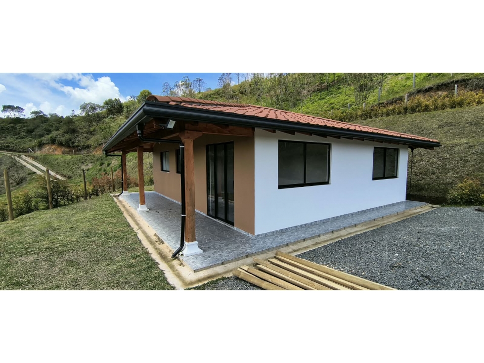 Venta de casa campestre en San vicente, 2700 mts EL porvenir — foto 2