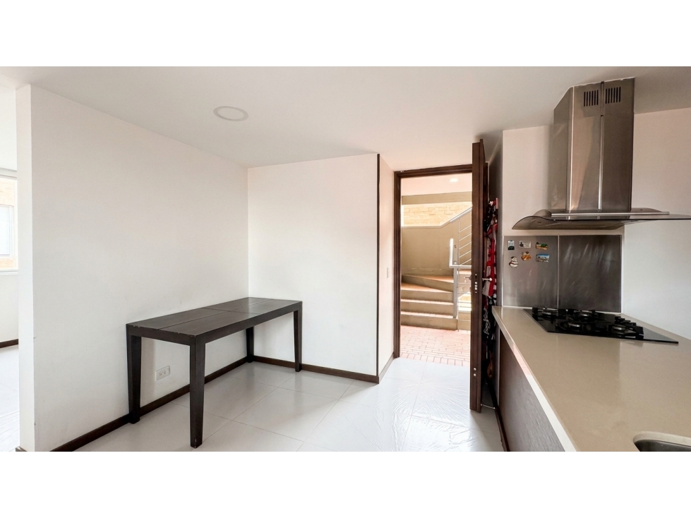 VENDO APARTAMENTO EN SABANETA, CALLE DEL BANCO ZONA PLANA — foto 5