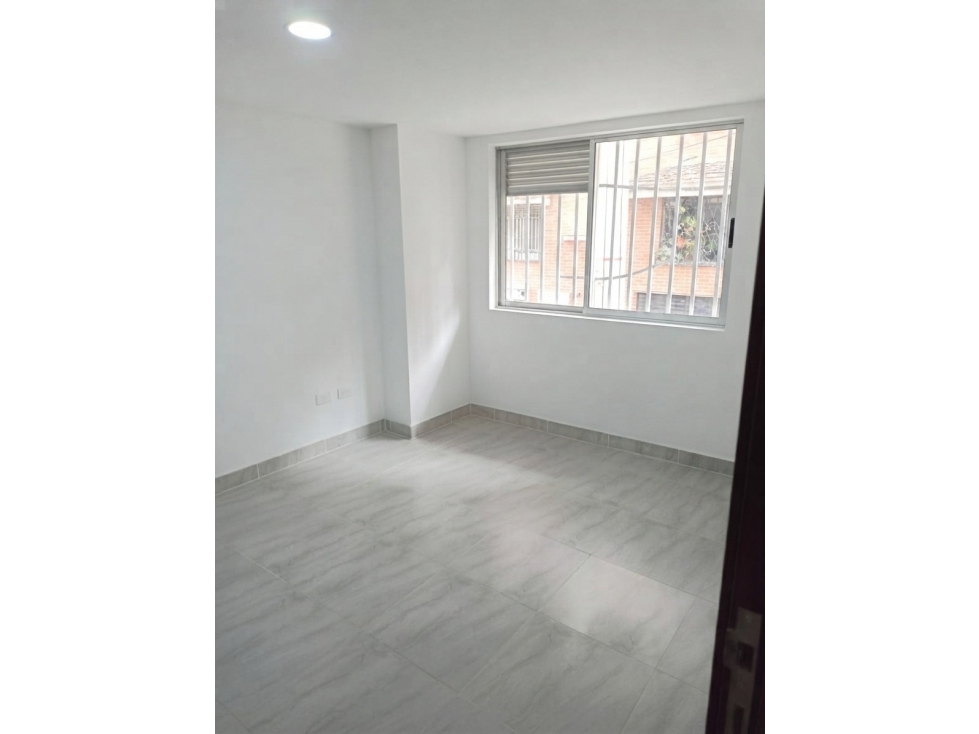 APARTAMENTO EN VENTA EN SABANETA SECTOR CALLE LARGA — foto 2