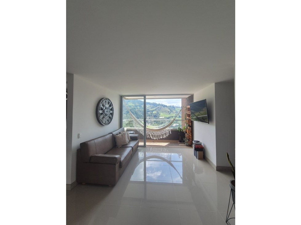 VENTA DE APARTAMENTO EN SABANETA SECTOR LAS LOMITAS — foto 2