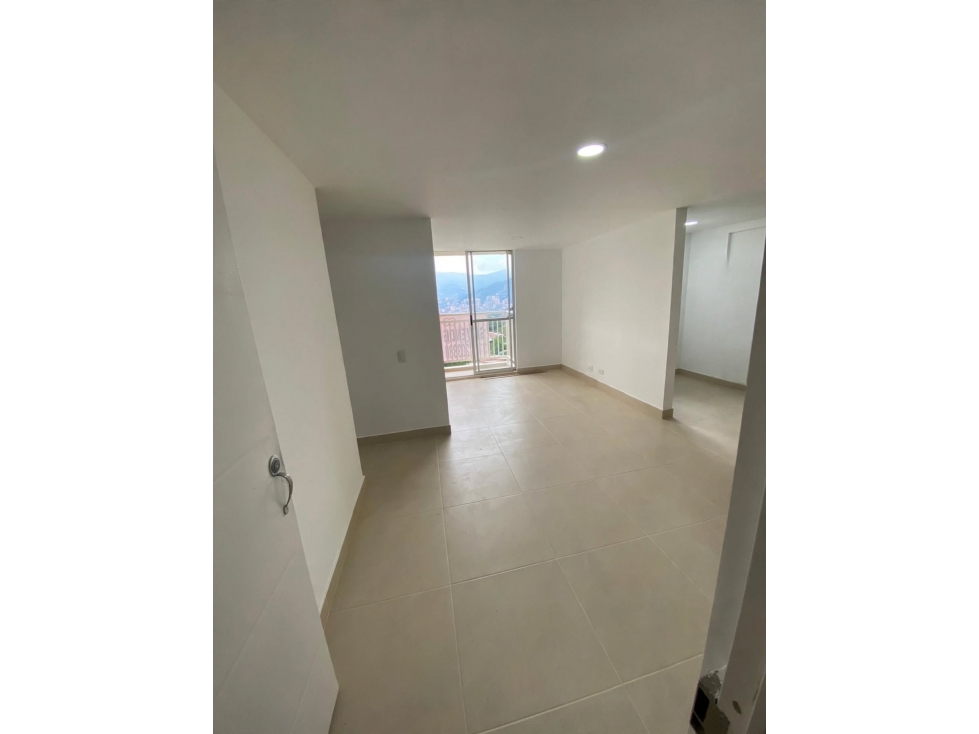 Oportunidad, SAN ANTONIO DE PRADO ( PARQUEADERO PRIVADO)