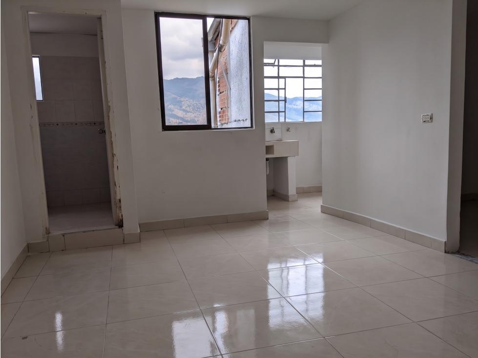 VENDO 3 APARTAMENTOS EN UNA ESCRITURA EN CASTILLA | PISOS 3 y 4 — foto 6