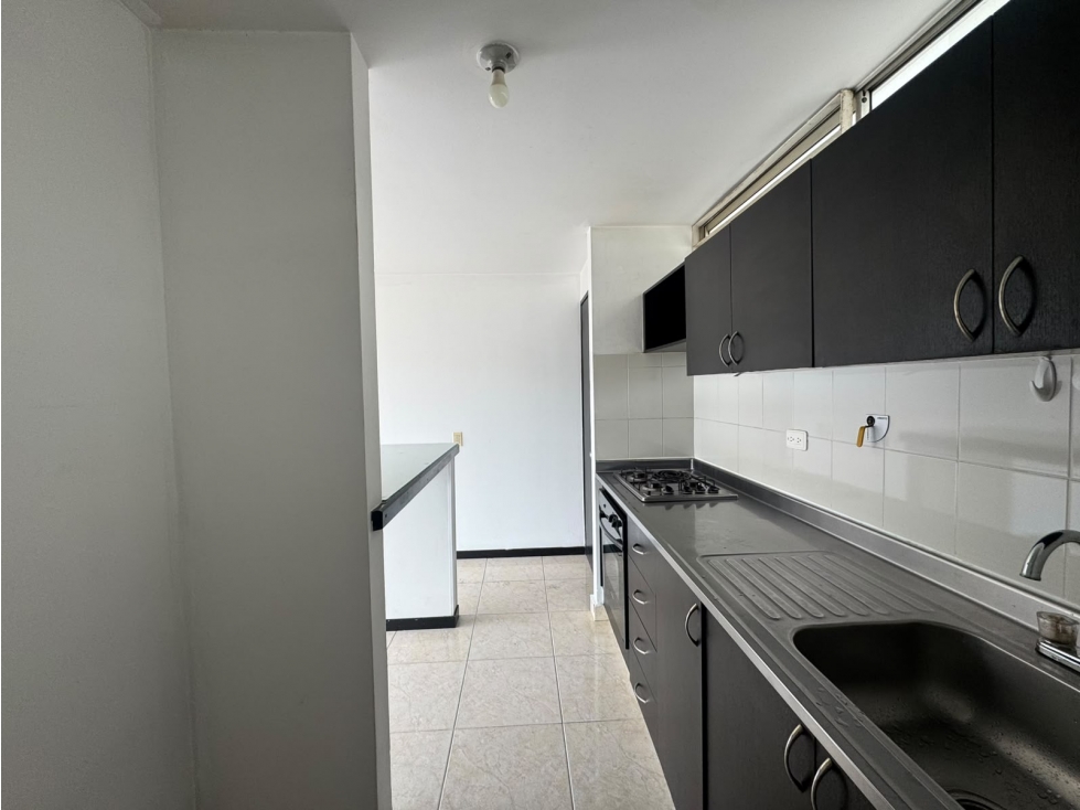 Venta apartamento Medellín Loma de los Bernal área 78 m2 — foto 4