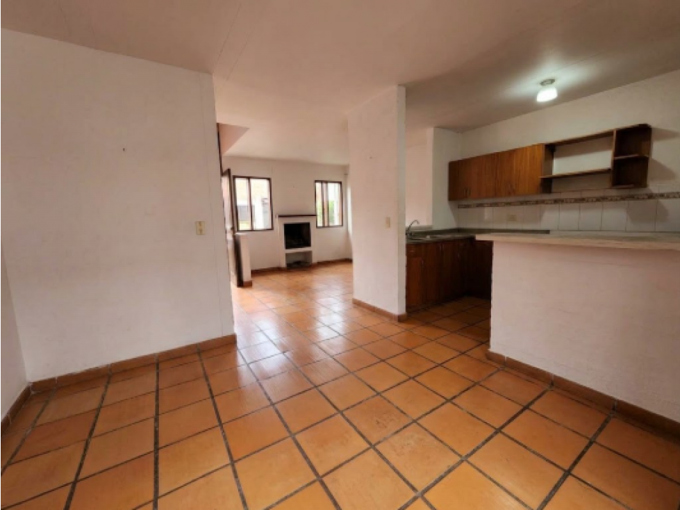 VENTA DE CASA EN URBANIZACION CASCO URBANO EL RETIRO