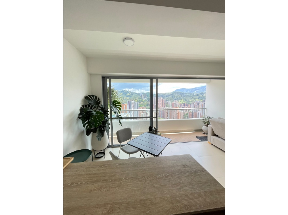SE VENDE APARTAMENTO SECTOR AVES MARIAS EN SABANETA 61 MTS — foto 2