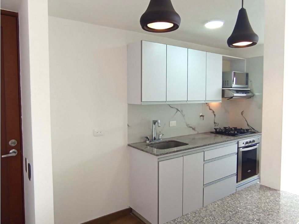 VENTA APARTAMENTO ENVIGADO, LOMA DEL BARRO 70 MTS — foto 3