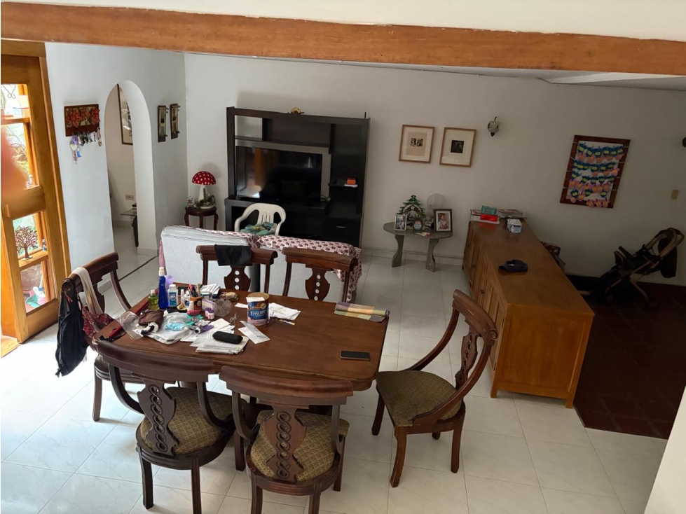 Casa en venta en Simón Bolívar | 300 m² | Precio negociable / T.MyC — foto 3