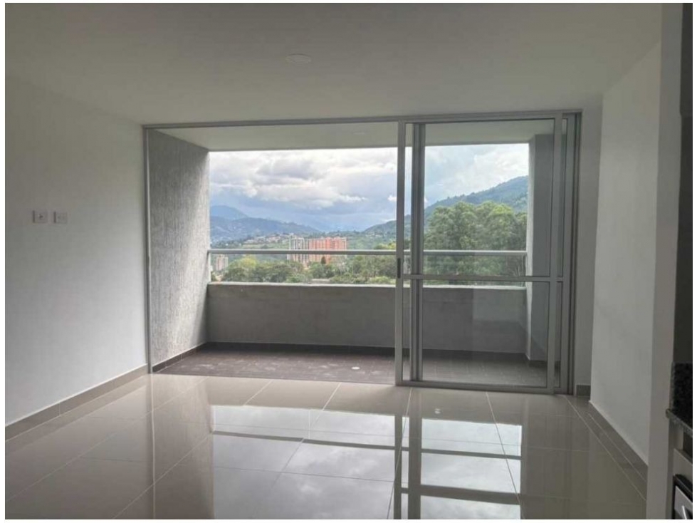Venta de Apartamento en La Estrella-La Ferrería — foto 3