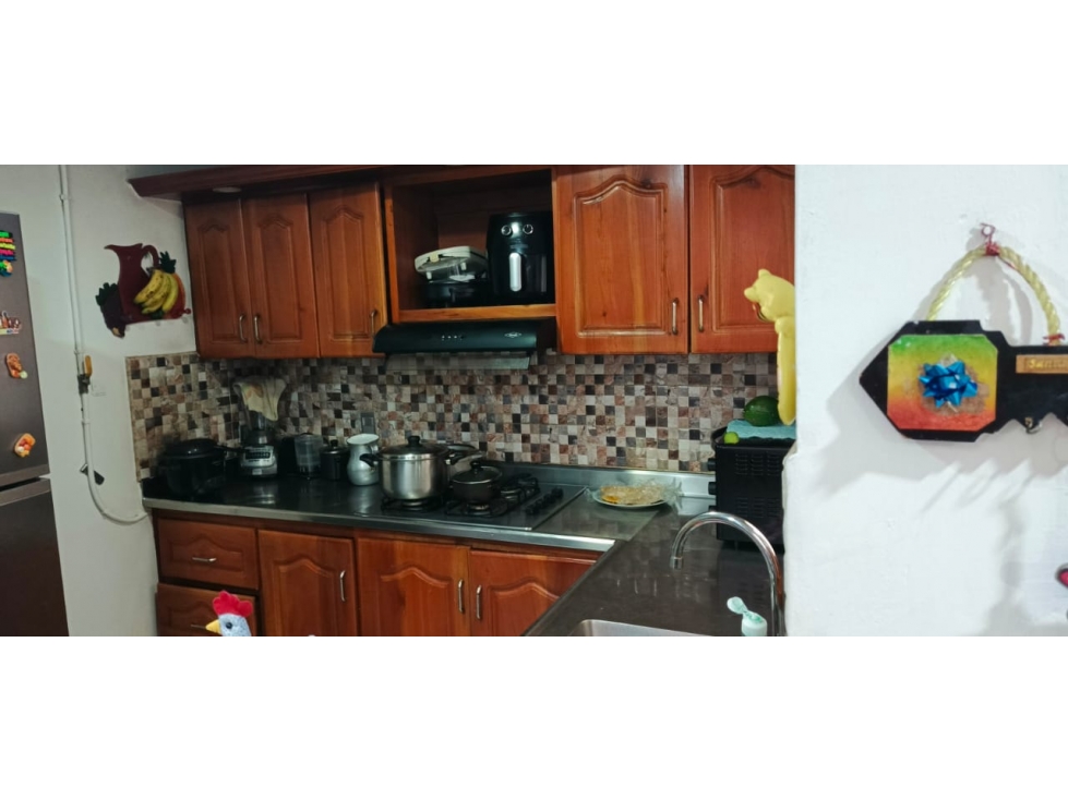 VENDO CASA PISO 2 EN EL 12 DE OCTUBRE (PARTE BAJA) | 67 m² APROX. — foto 6