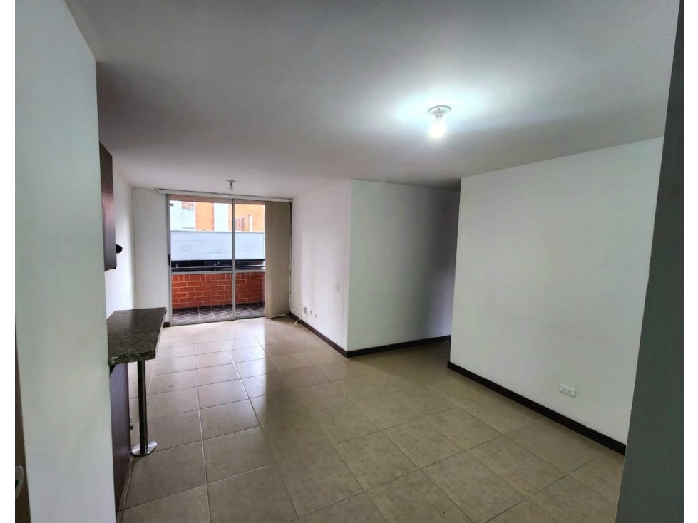 Vendo apartamento 72m2 en Suramérica, Itagüí, unidad completa — foto 2