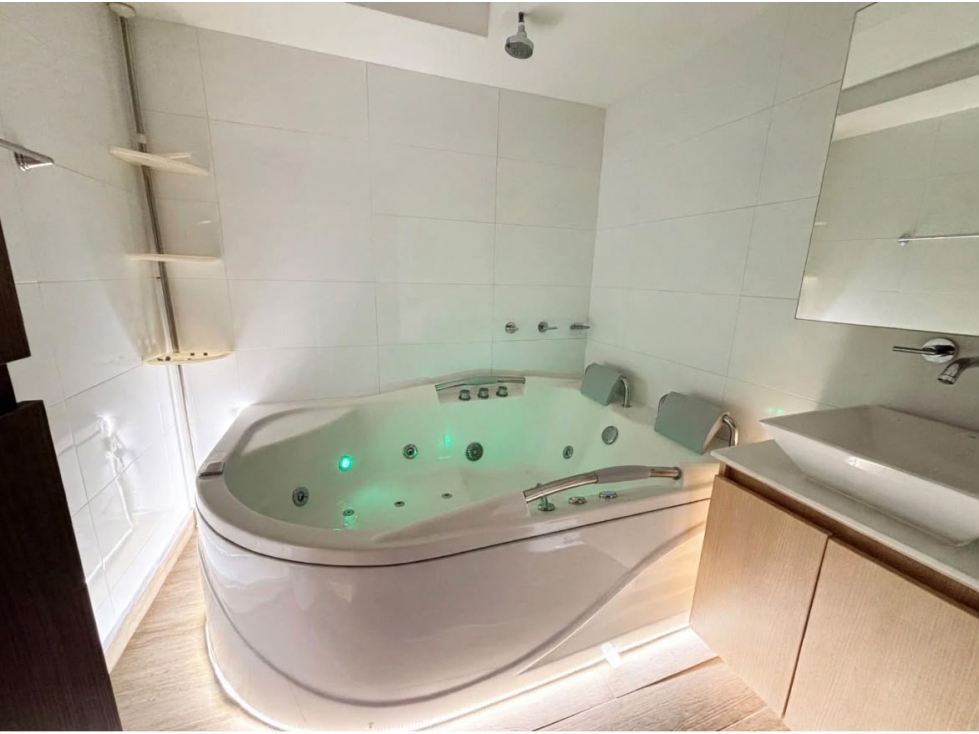 EN VENTA APARTAMENTO EN SABANETA SECTOR LAS LOMITAS — foto 2
